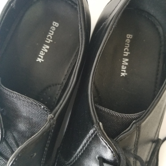 Benchmark Oxfords Size 9.5 - Picture 3 of 5